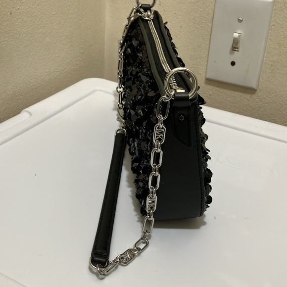 Michael Kors Empire MD chain pouchette Black sequined bag - Picture 2 of 11